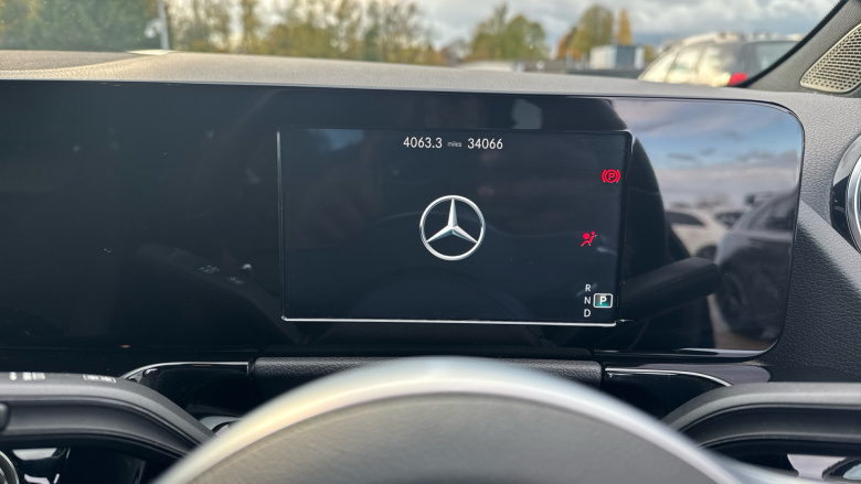 Mercedes-Benz GLA 220d 4Matic AMG Line 5dr Auto Diesel Hatchback